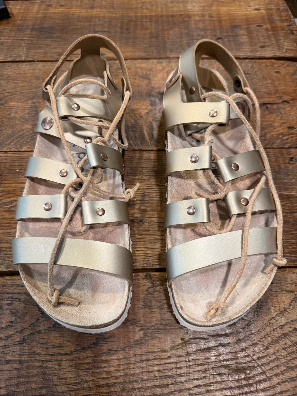 Birkenstock- Papillio Women's Metallic Cream Gladiator Sandals size 40